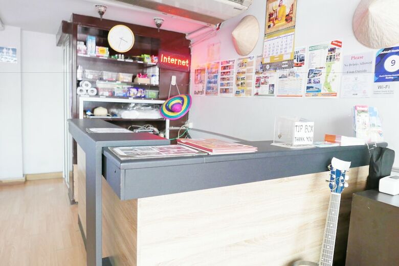 Hostal Cocktail Hostel & Bar Silom Bangkok