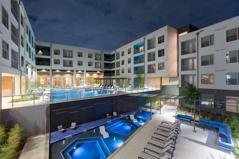 Aparthotel Staylo Austin 2 Bedroom Suites
