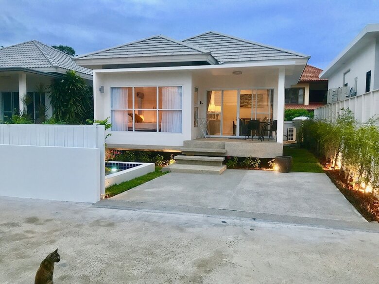 Villa 2 Bedroom Luxury House Near Beach