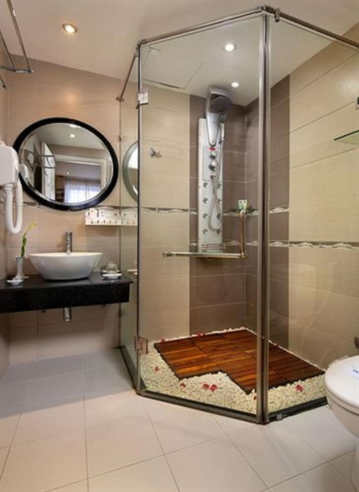 Hanoi Golden Moment Hotel