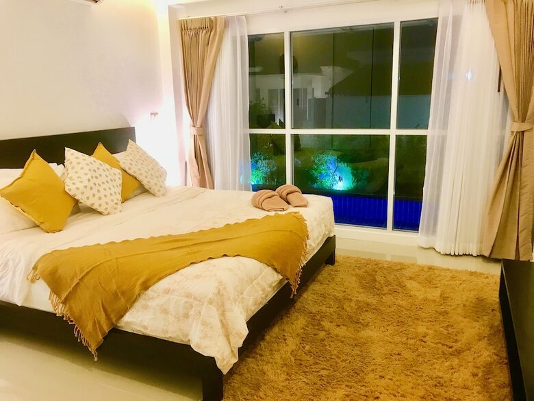2 Bedroom Pool Villa Walk To Beach