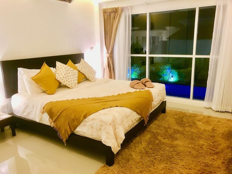 2 Bedroom Pool Villa Walk To Beach