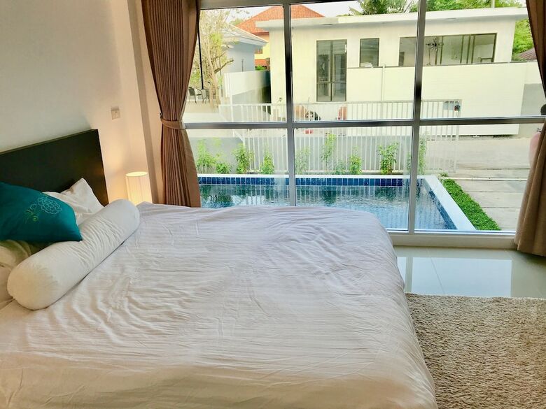 2 Bedroom Pool Villa Walk To Beach