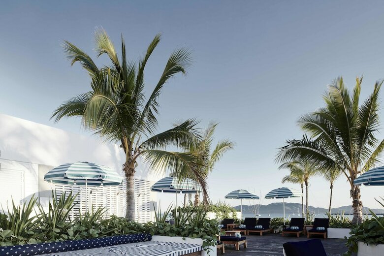 Hotel The Ville Resort - Casino