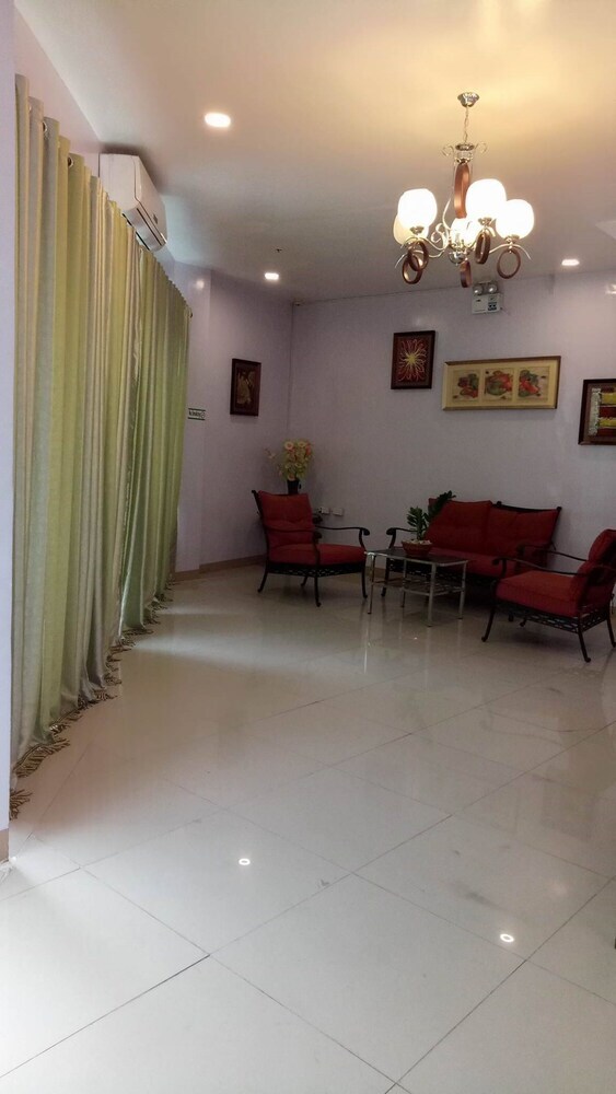 Meaco Hotel Royal - Tayuman