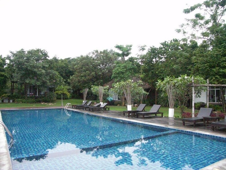 Hotel Suan Muang Porn