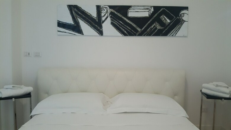 Apartamento LHP Suite Chiaia