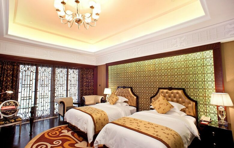 Hotel Eden Clubhouse
