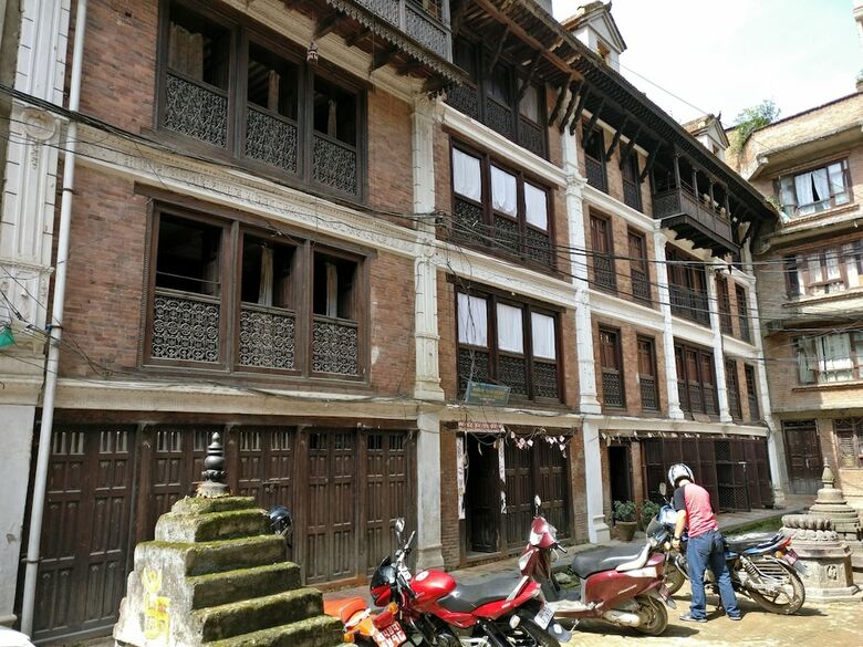 Hotel Hiranya Guest House