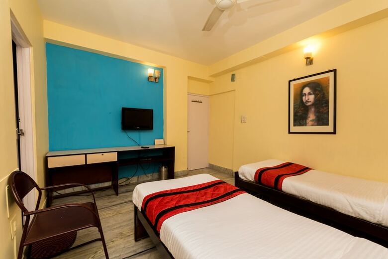 Hotel Oyo 3675 Kalighat