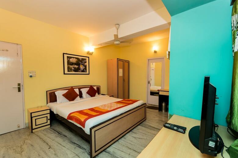 Hotel Oyo 3675 Kalighat