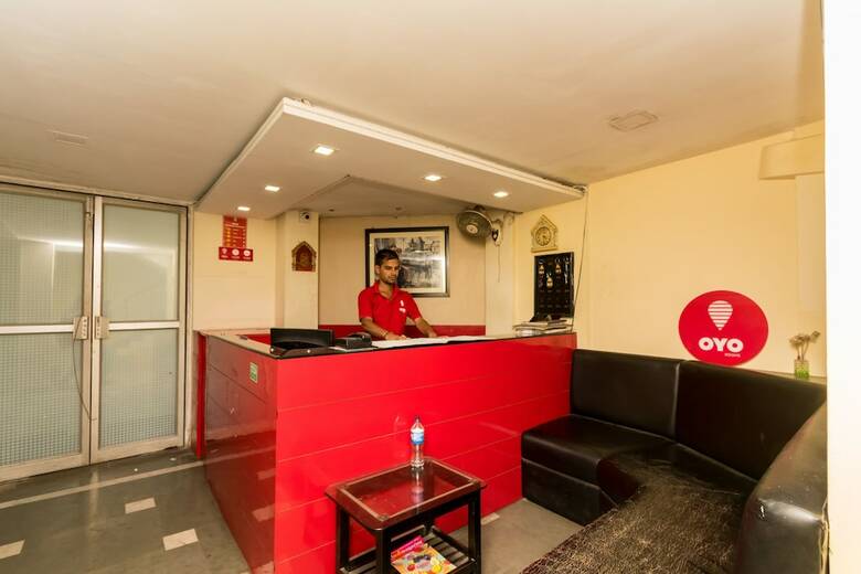 Hotel Oyo 3675 Kalighat