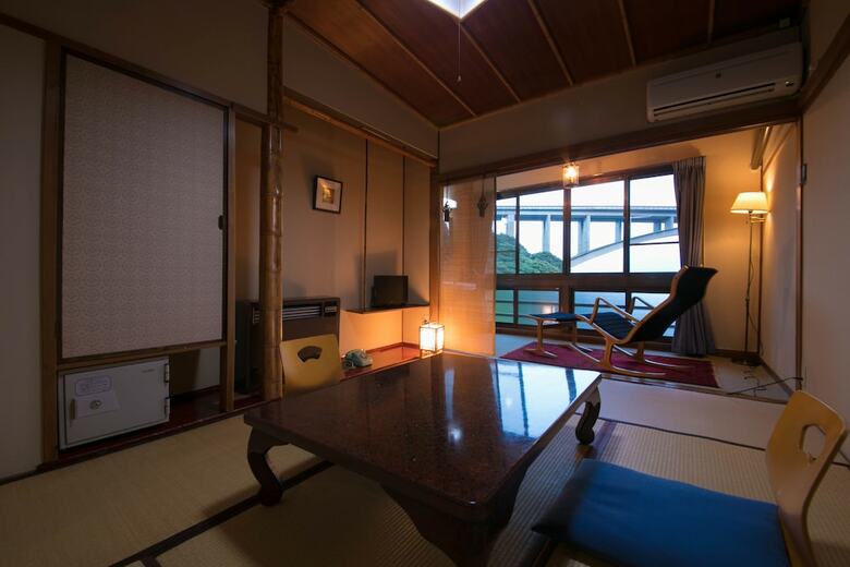 Okamotoya Ryokan