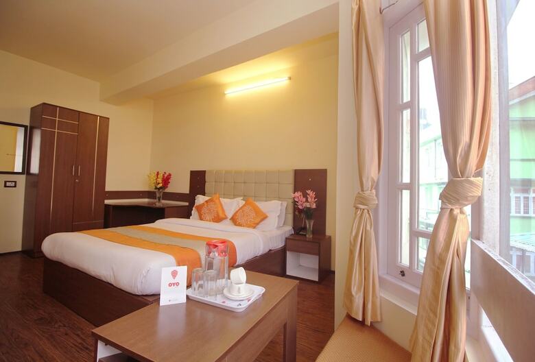 Oyo 8701 Hotel Silk Route Residency