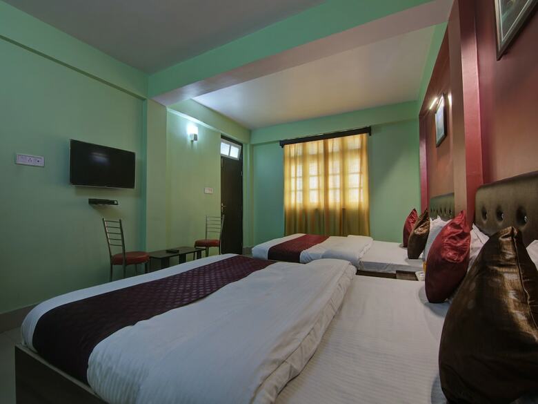 Hotel Oyo 4547 Himalayan Gateway Residency