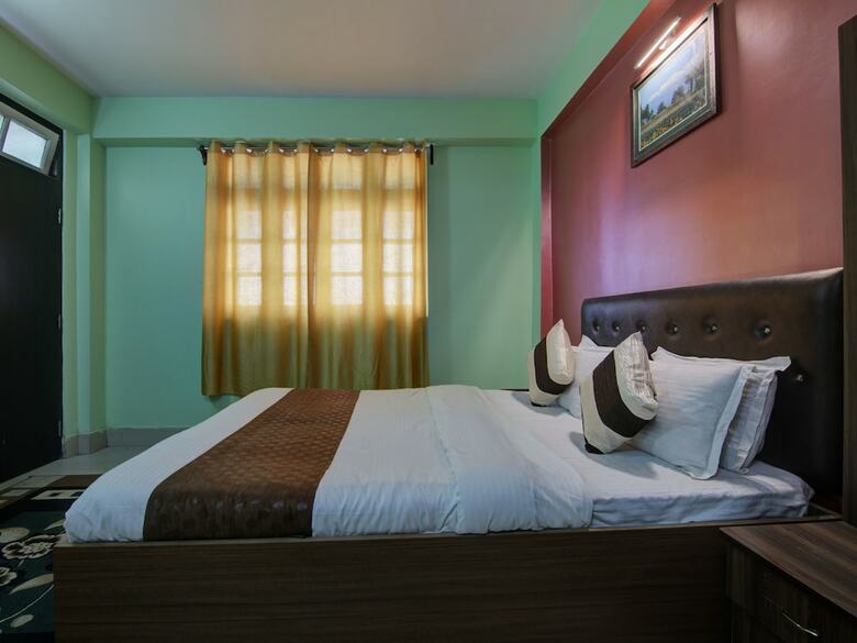 Hotel Oyo 4547 Himalayan Gateway Residency