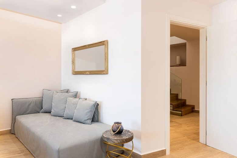 Hotel Avra Apartments Venetian Harbour