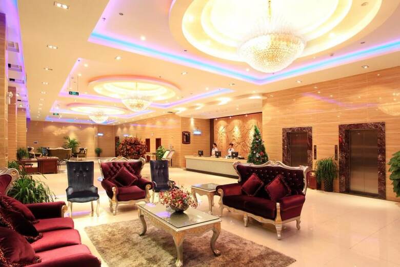 Sanya Jiulixiang Business Hotel