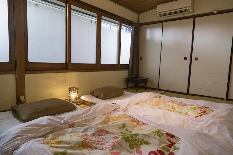 Hostal Guesthouse Oki's Inn - Hostel