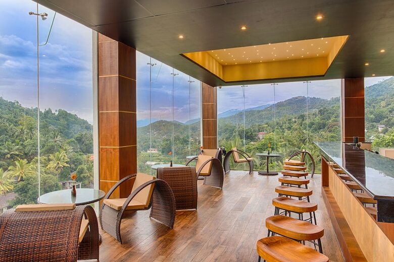 The Golden Crown Hotel