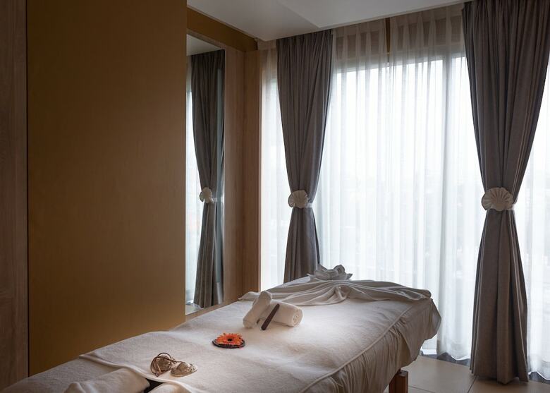 Hotel Holiday Inn Bengaluru Racecourse