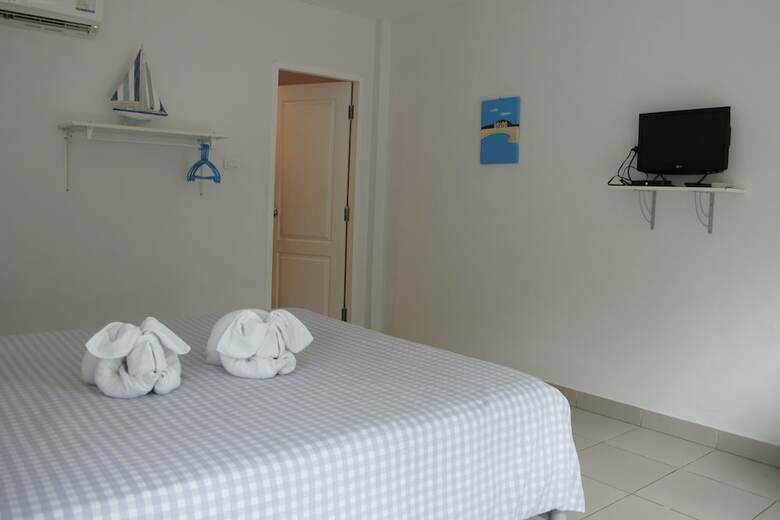 Hotel Koh Sichang Resort