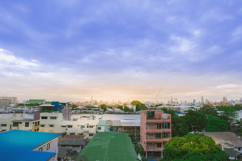 Hotel S.e.t Thanmongkol Residence