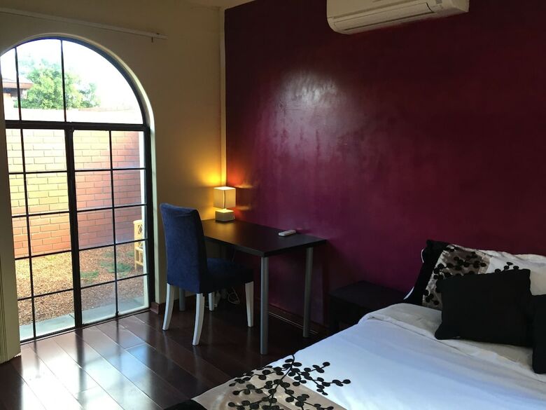 Hotel Perth Stadium Homestay