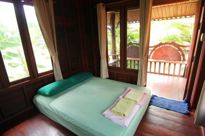Hotel Ton-aor On The Beach Resort & Restaurant