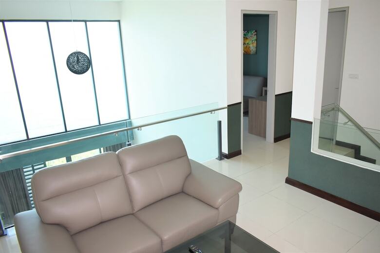 D'wharf Hotel & Serviced Residence