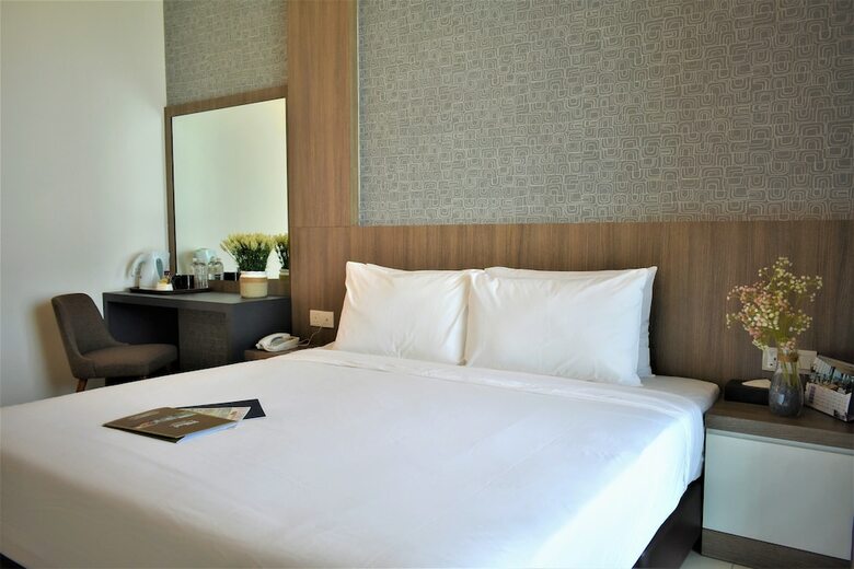 D'wharf Hotel & Serviced Residence