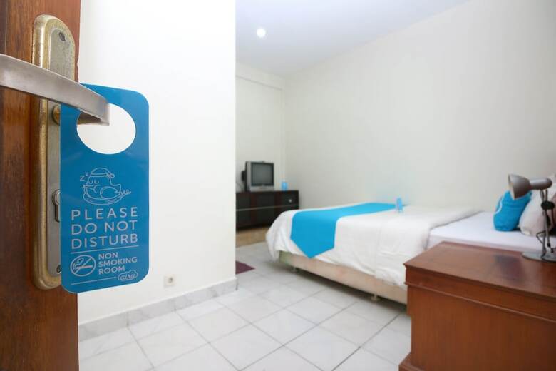 Hotel Airy Kuta Square Bakung Sari 43 Bali