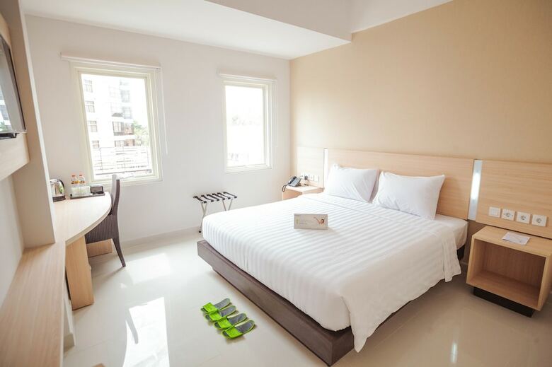 Hotel Whiz Prime Sudirman Makassar