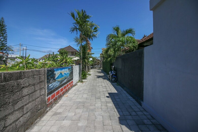 Hotel Airy Sunset Road Pararaton 6 Bali