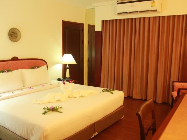 Mayflower Grande Hotel Phitsanulok
