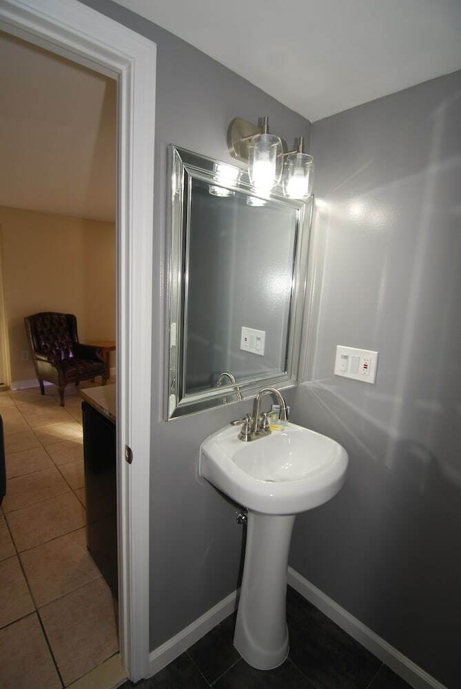 Hostal Sheridan Guesthouse