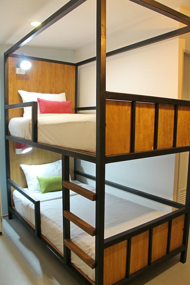 Hostal Zleep Inn Chiang Mai - Hostel
