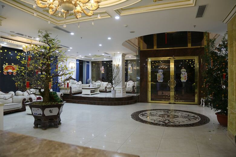Tuyet Son Hotel