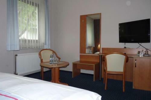 Hostal Hotel Garni Haus Sch�nberger