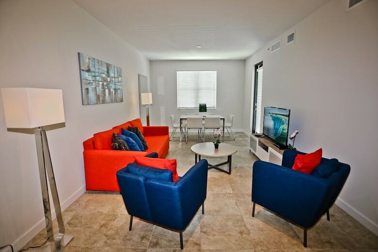 Doral Dolphin Mall Apartments By Nuovo