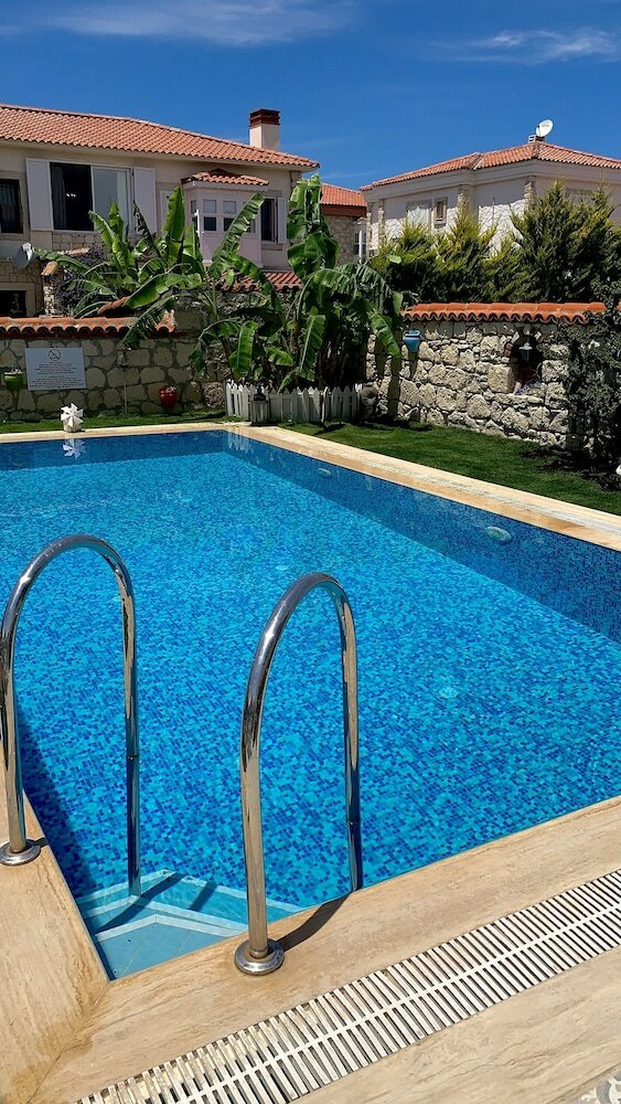 Windmill Alacati Boutique Hotel