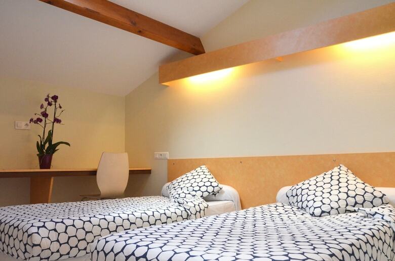 Hotel H�tel Le Pavillon De L'a�ro