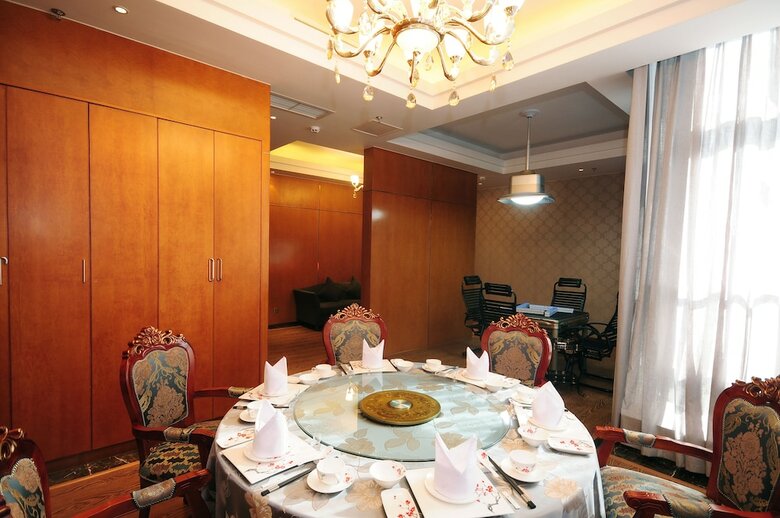 Chengdu Airport Jianguo Hotel