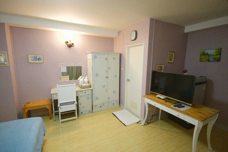 Rungnatee Place & Boutique Hotel