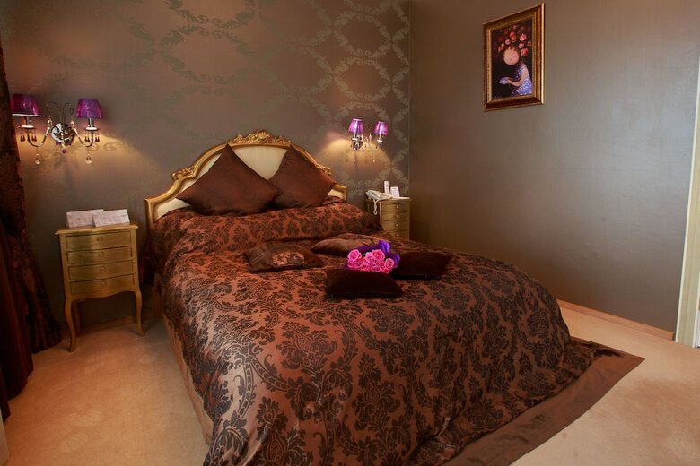 Hotel Lybid Plaza