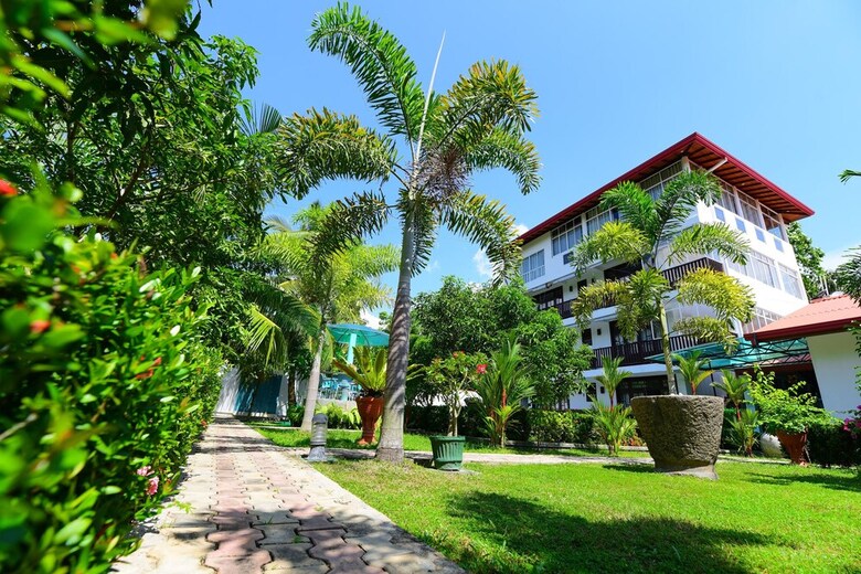 Hotel Oyo 483 Kabalana Villa