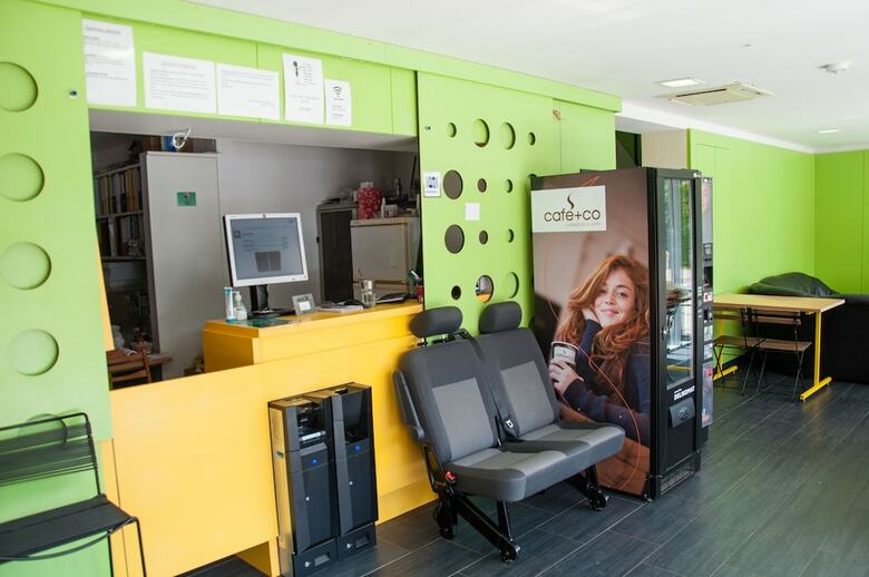 Hostal Simbol Rooms