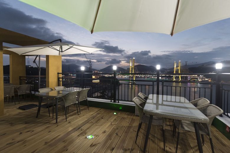 Hotel Yeosu Sunhill Spa Pension