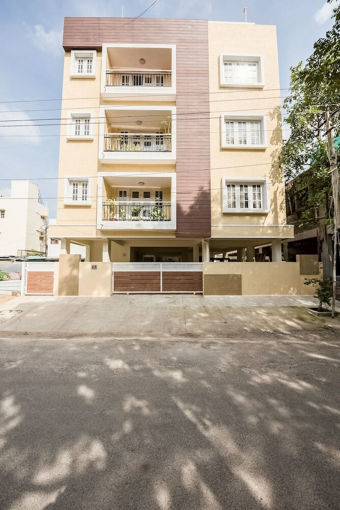 Hotel Catalyst Suites-jp Nagar