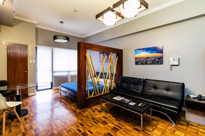 Alcoves Apartments